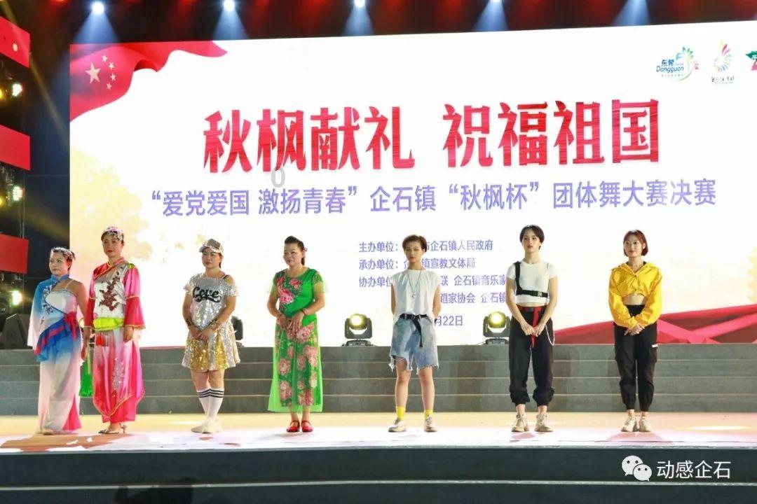为什么看小说会有想谈恋爱的冲动游戏画面
